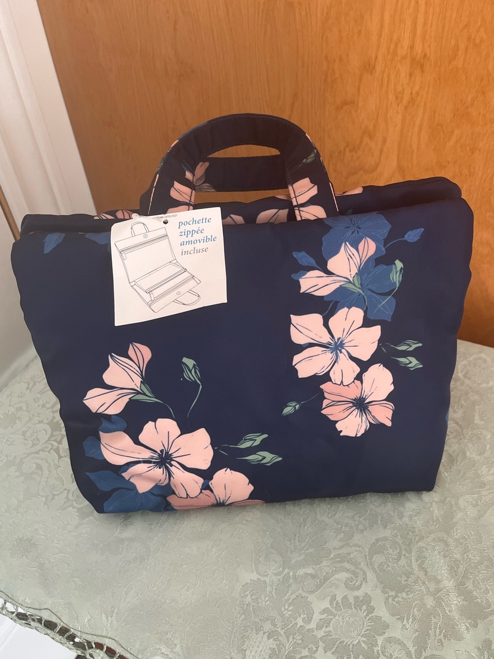 Equate Beauty Deluxe Carry-All Cosmetic Travel Bag – Blue Floral Print